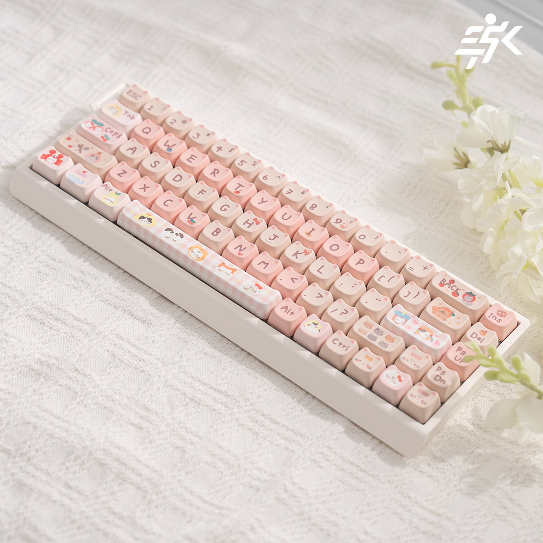 Cute theme Kitty Keys M68 Full Keyboard kit