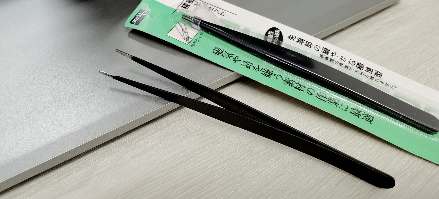 Anti-static tweezers
